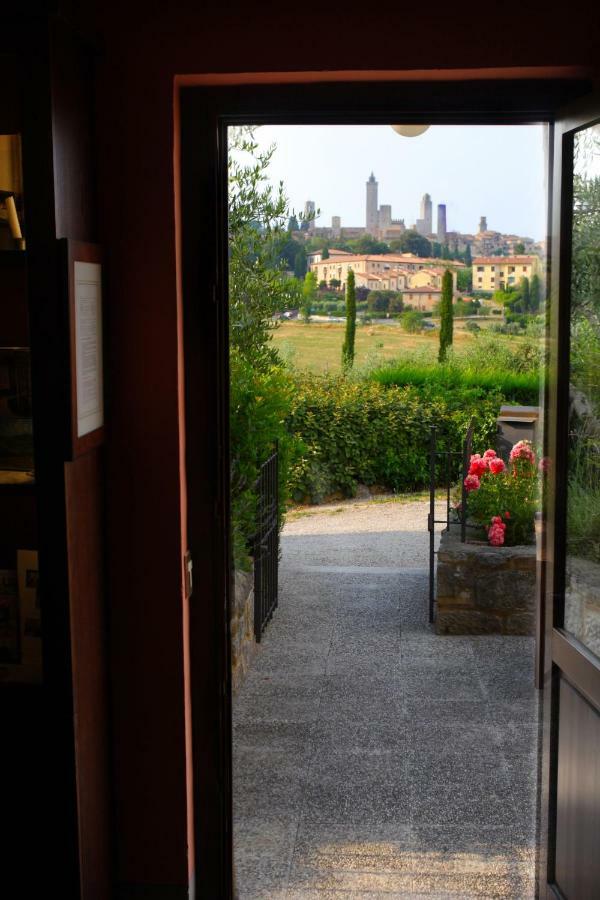 Locanda Viani San Gimignano Buitenkant foto